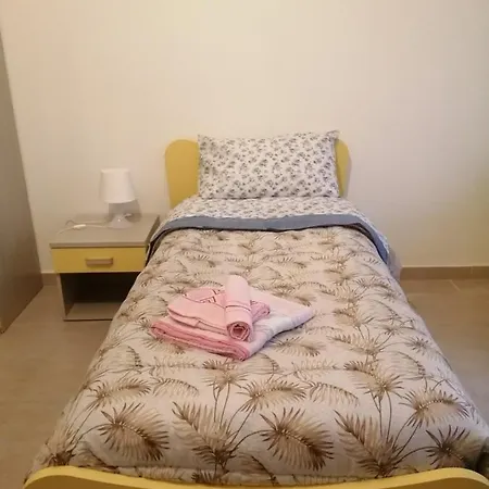 2 Stanze In Casa Universita Martiche * Quattromiglio
