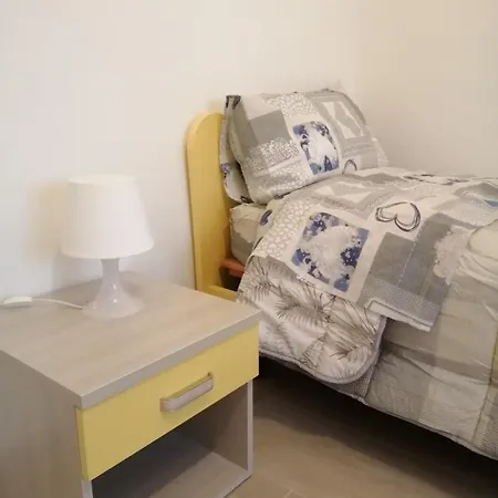 2 Stanze In Casa Universita Martiche