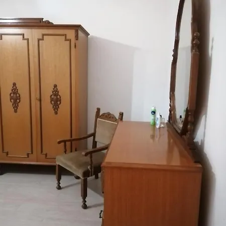 2 Stanze In Casa Universita Martiche منزل للإقامة *